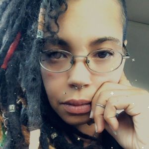 Meet your Posher, Teanetta